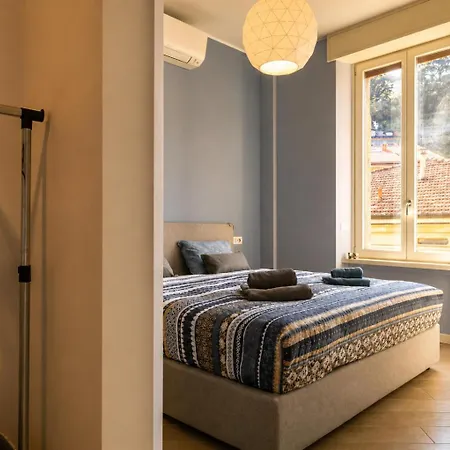 Apartment Aura -